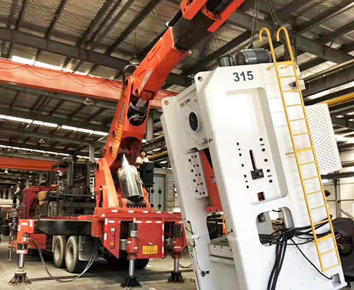 长岛县提升工作效率，选择优质折臂吊租赁服务