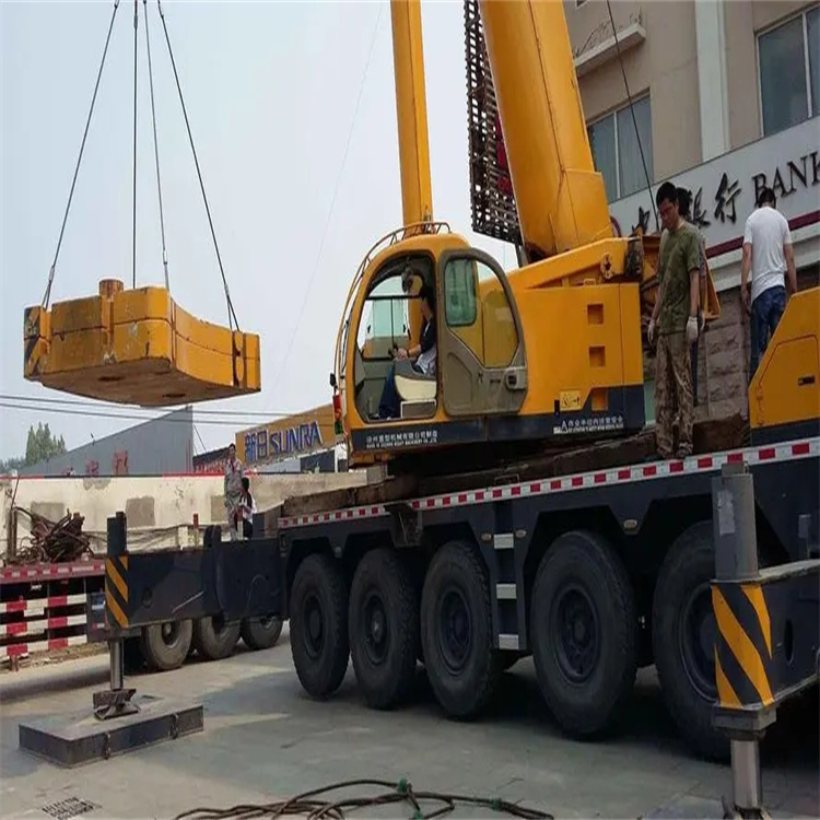 长岛县当地吊车出租|机器吊装|75吨|工厂搬迁服务